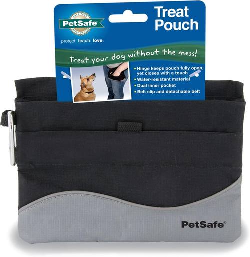 Pet Supplies : PetSafe Dog Treat Pouch Sport, Black, Mini, 6.25 in L x 5 in H | Water &amp; Stain-Resistant Training Pouch with Divided Treat Pocket, Belt Clip &amp; Carabiner for Keys or Bags, Machine Washable : Amazon.com